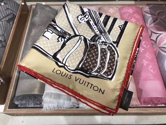 Louis Vuitton Scarf LVS00087